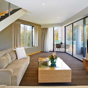 Presidential_Suite_Loungeroom---optimised