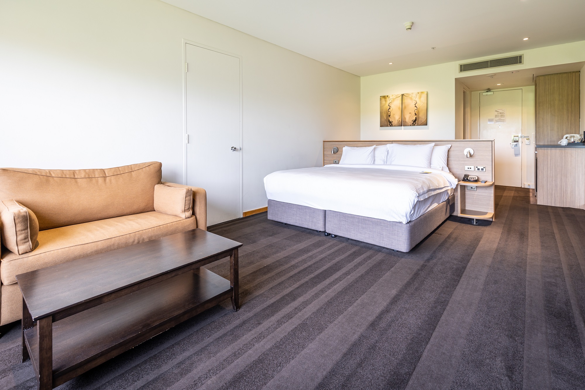 Premium King room at Crowne Plaza Canberra
