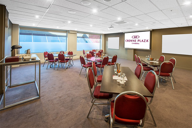 Pods 1 & 2 Meeting room at Crowne Plaza Canberra Pods 1 & 2 Meeting room at Crowne Plaza Canberra