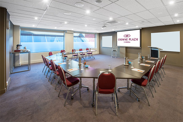 Pods 1 & 2 Meeting room at Crowne Plaza Canberra Pods 1 & 2 Meeting room at Crowne Plaza Canberra